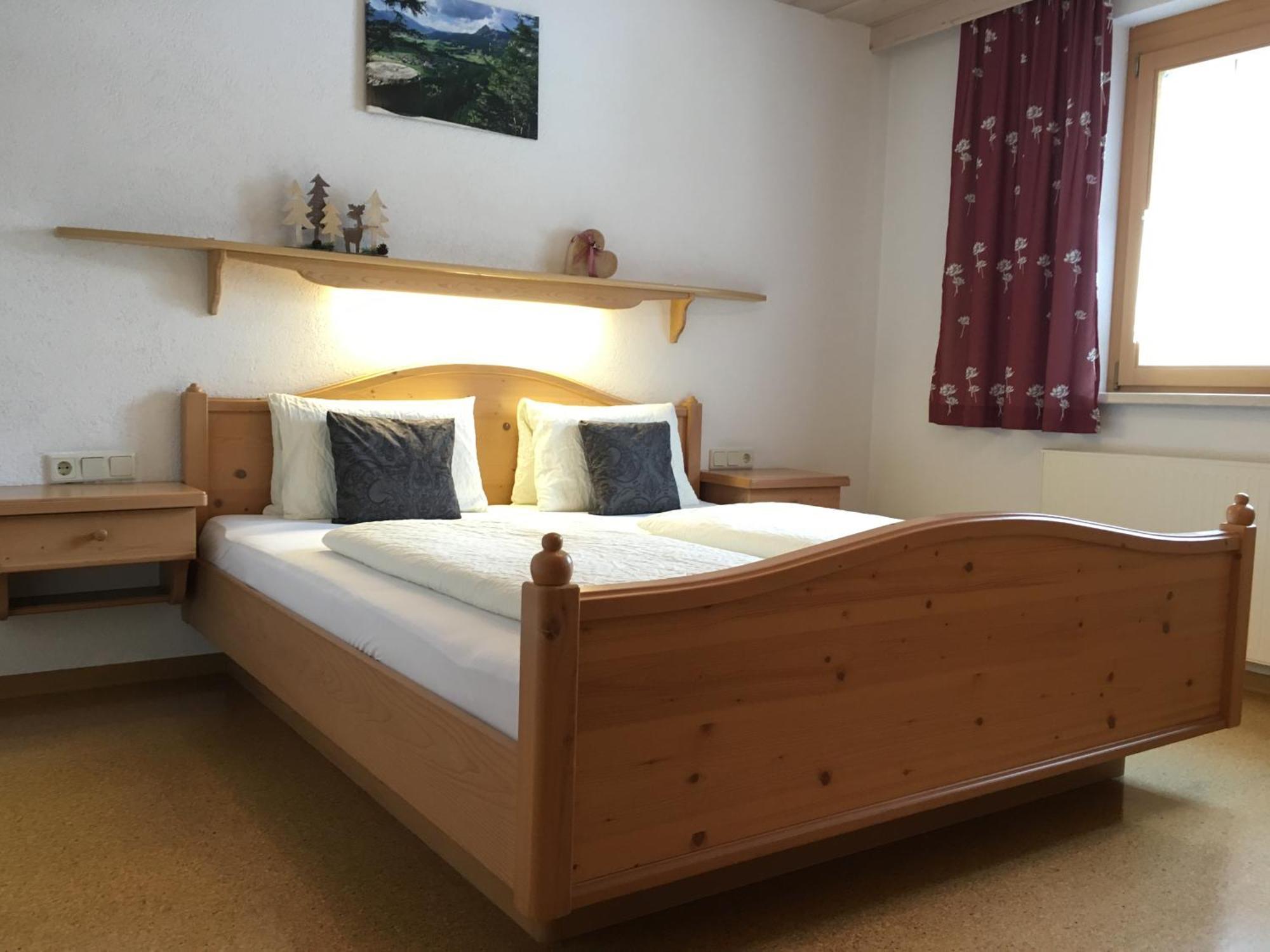 Haus Lorenz Grän Room photo